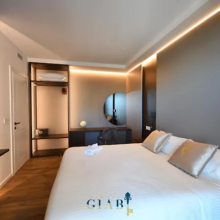 Dimora Giabi Sea View Lägenhet *