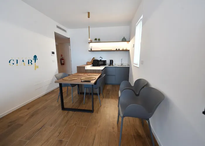 Dimora Giabi Sea View Apartment Bari