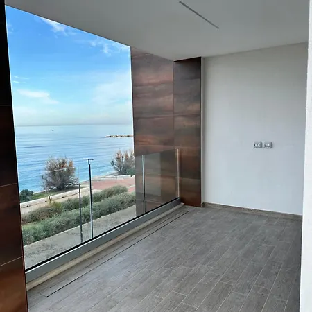 Dimora Giabi Sea View Apartament